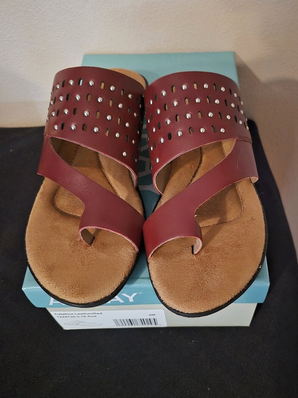 Array Catalina Red Leather Sandals Size 9M